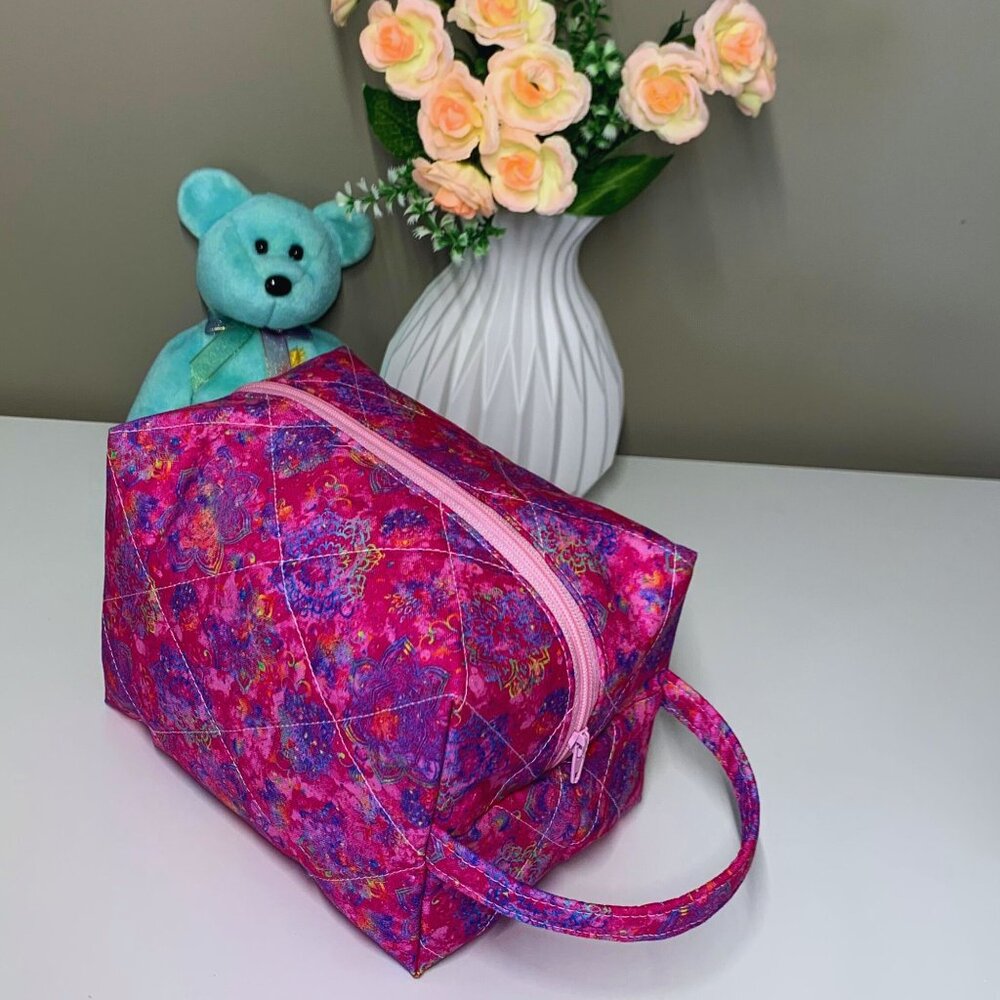 Pouch Bag - Picture 2 of 4